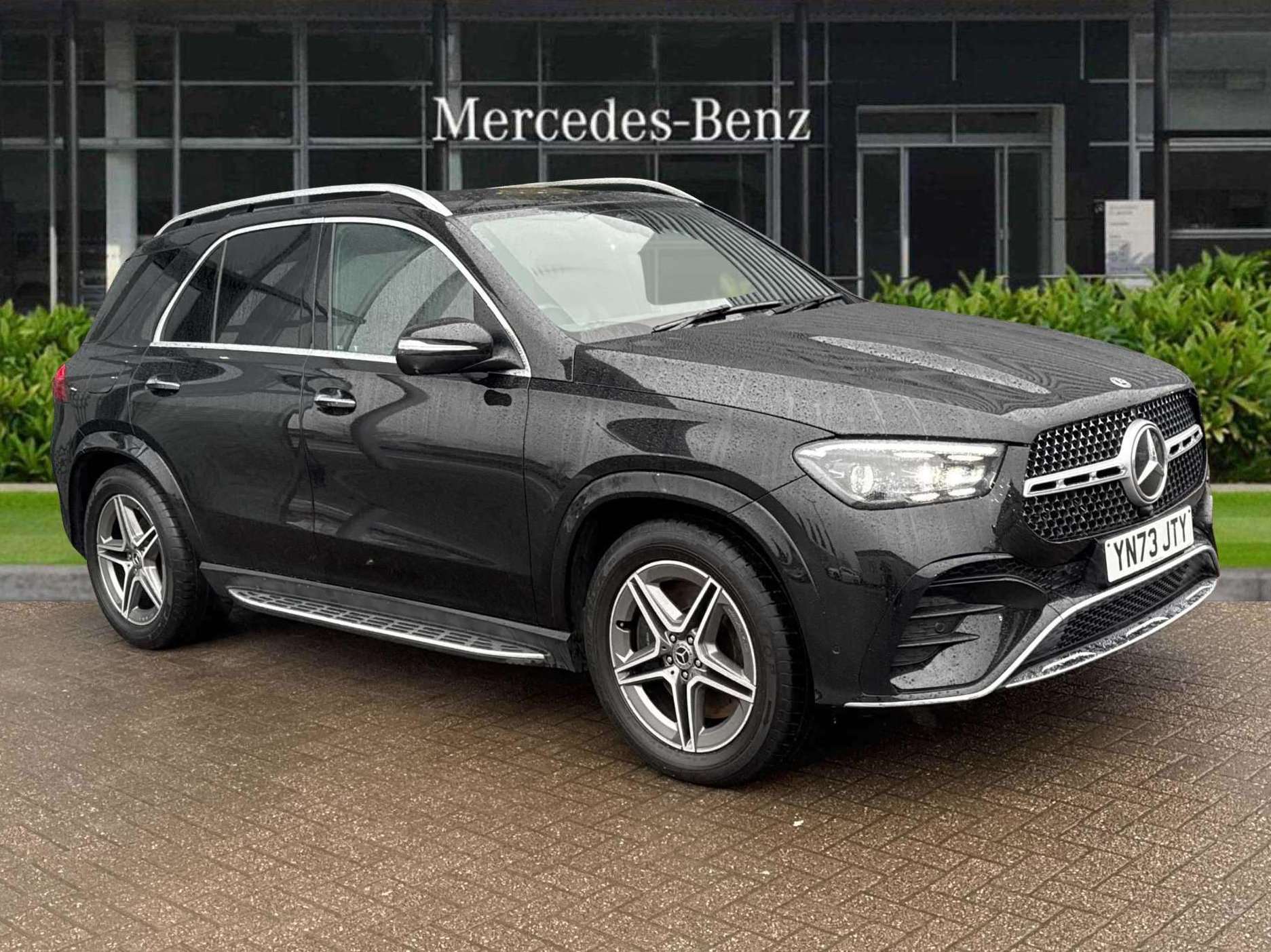 Main listing image - Mercedes-Benz GLE