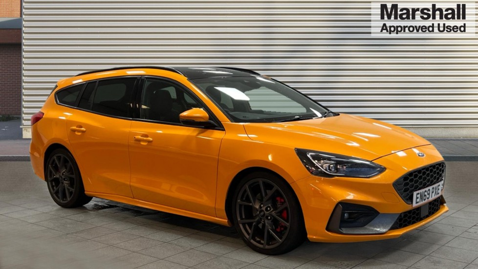 Main listing image - Ford Focus Estate