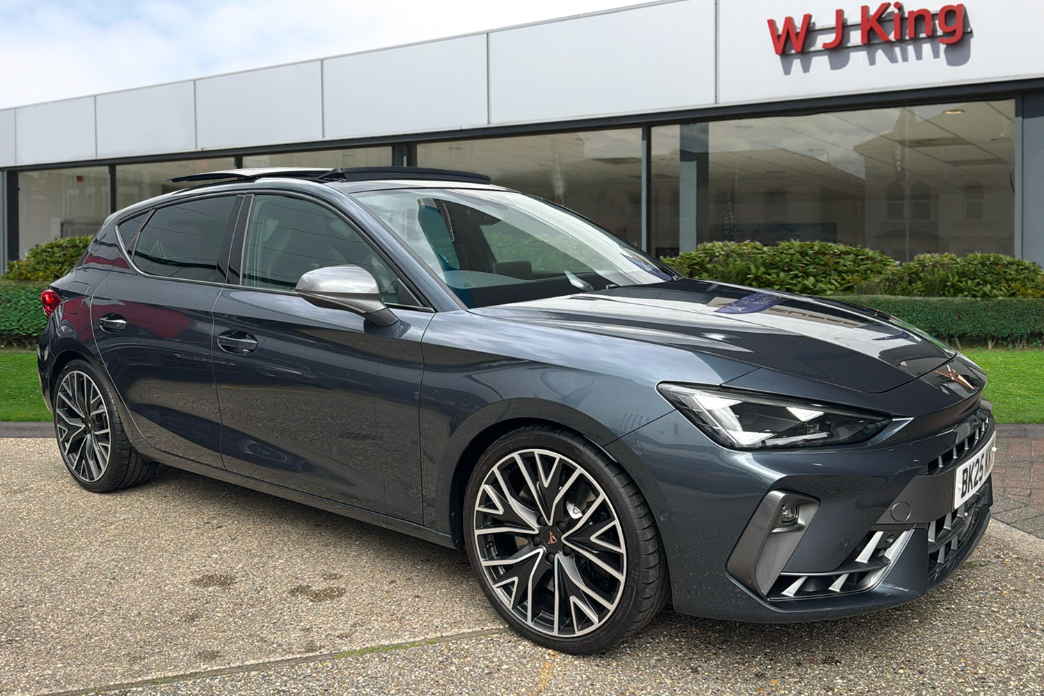 Main listing image - Cupra Leon