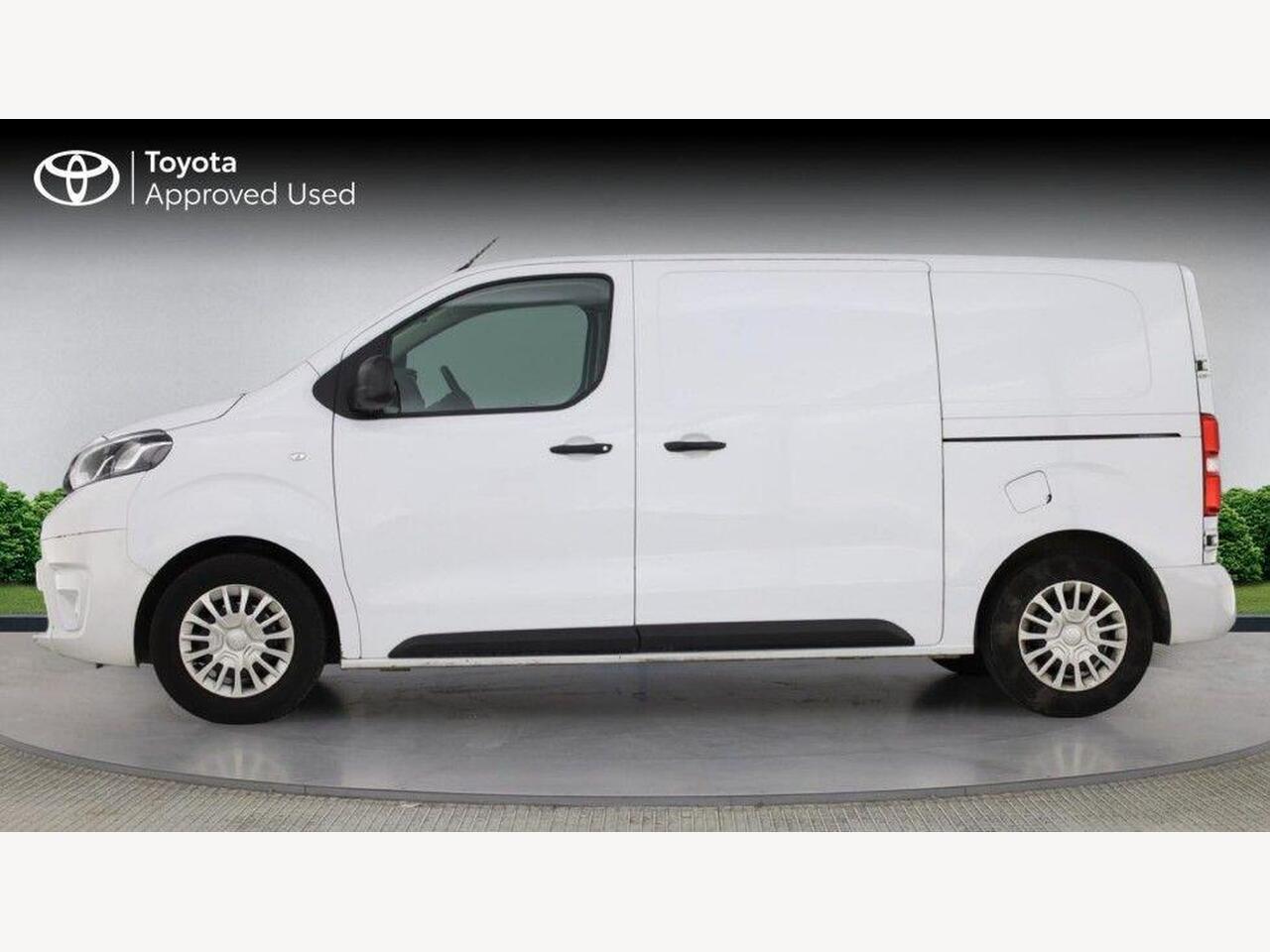 Main listing image - Toyota Proace