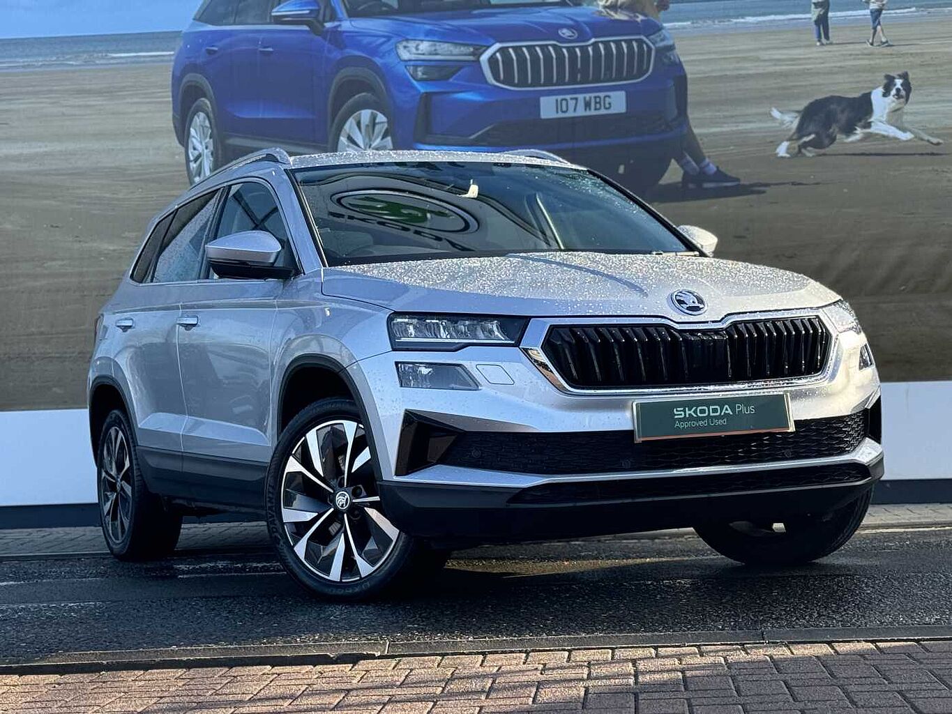 Main listing image - Skoda Karoq