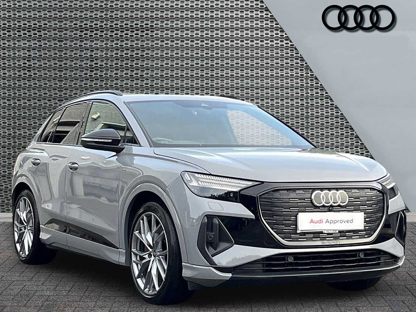 Main listing image - Audi Q4