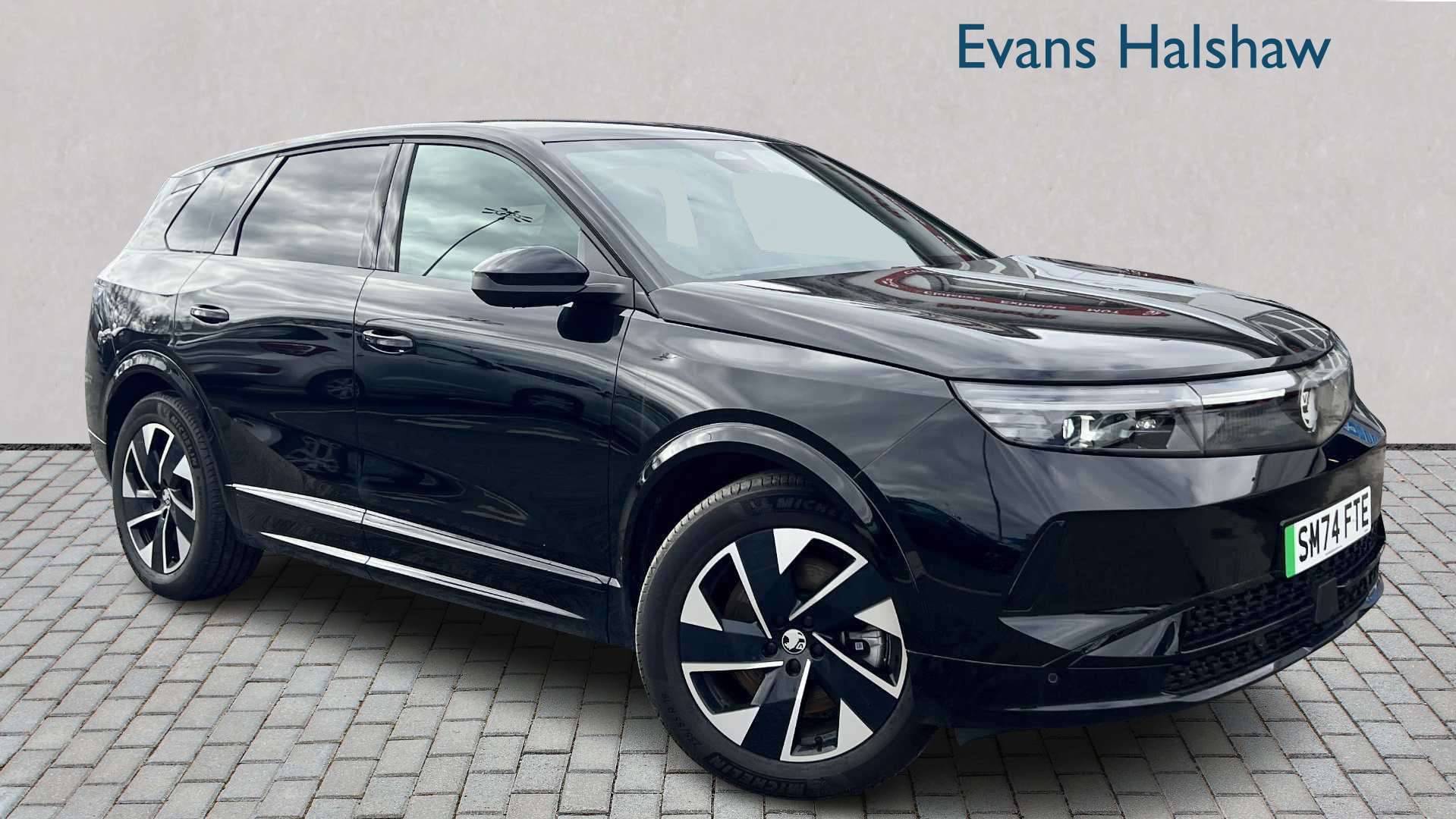 Main listing image - Vauxhall Grandland