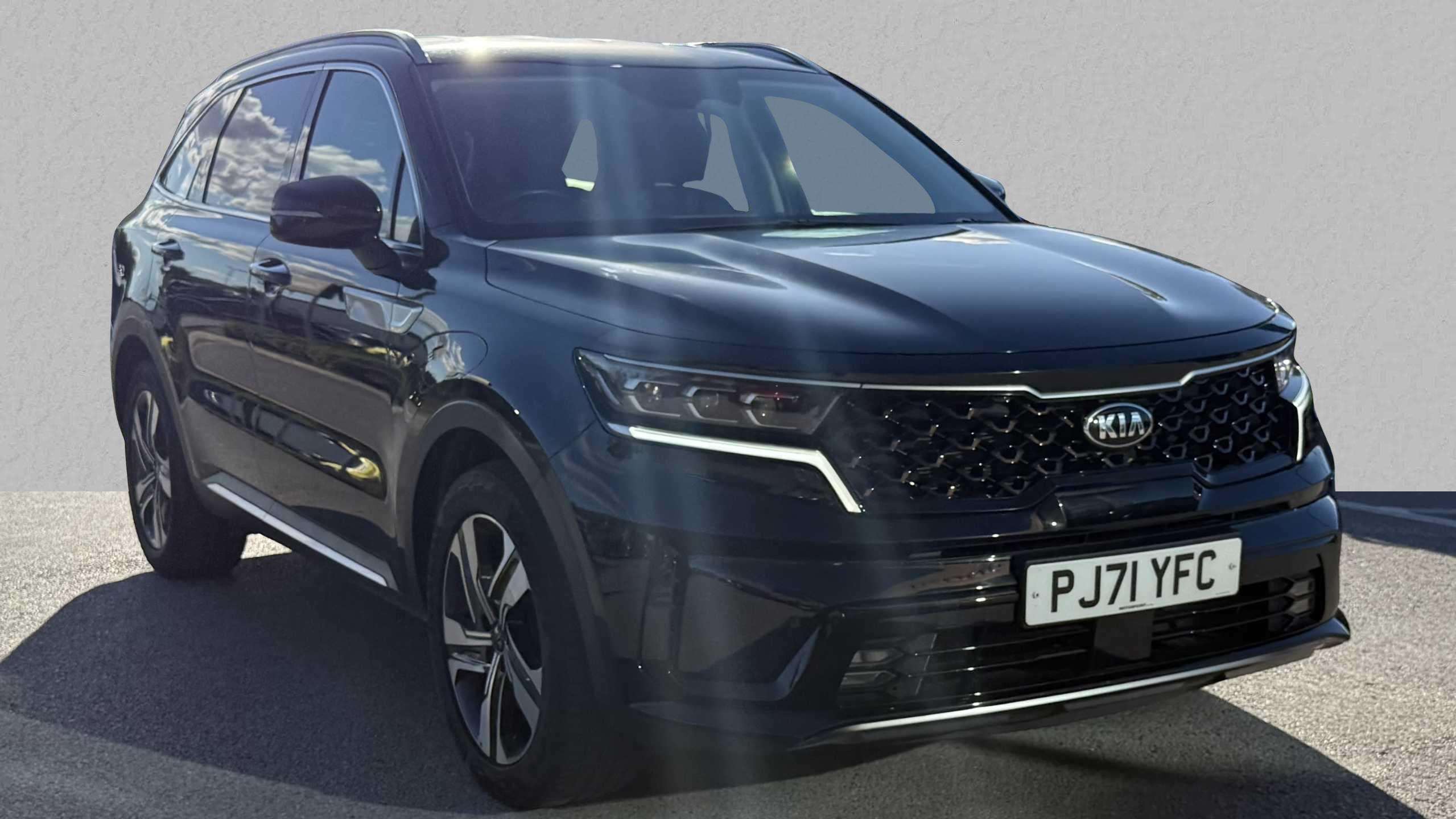 Main listing image - Kia Sorento