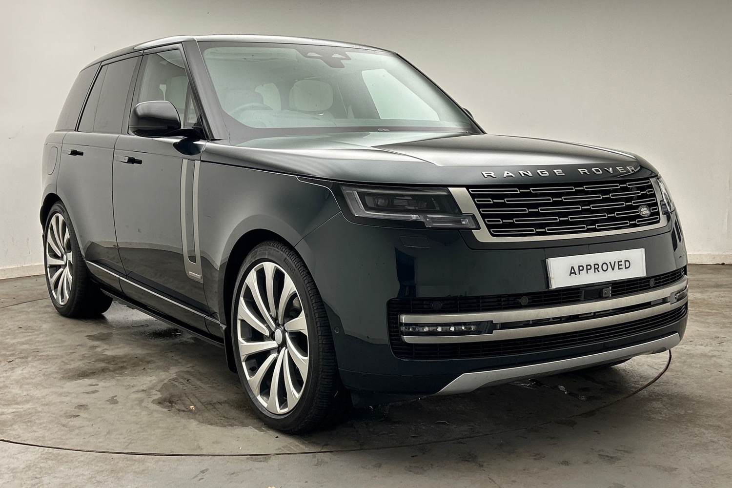 Main listing image - Land Rover Range Rover