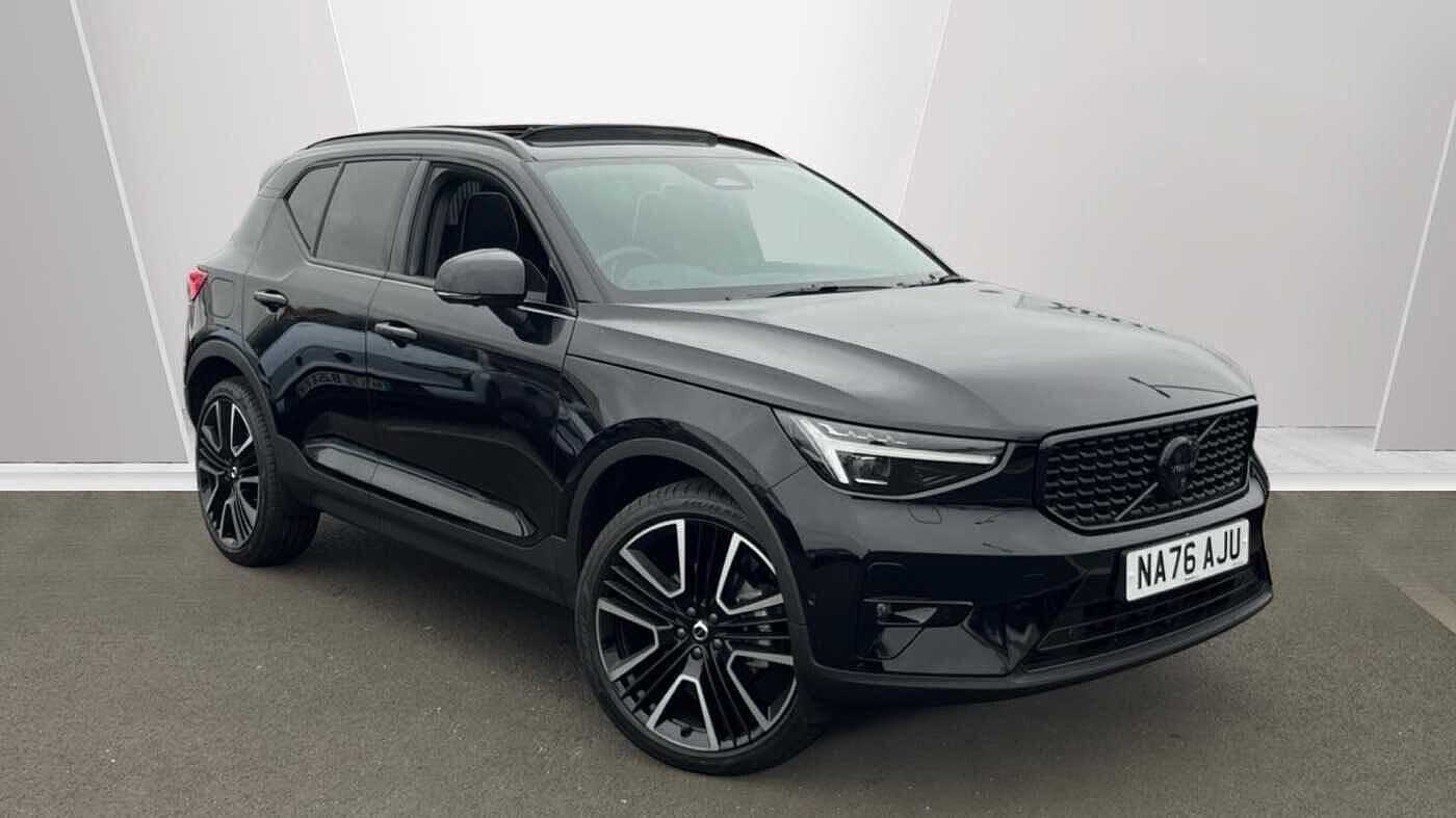 Main listing image - Volvo XC40