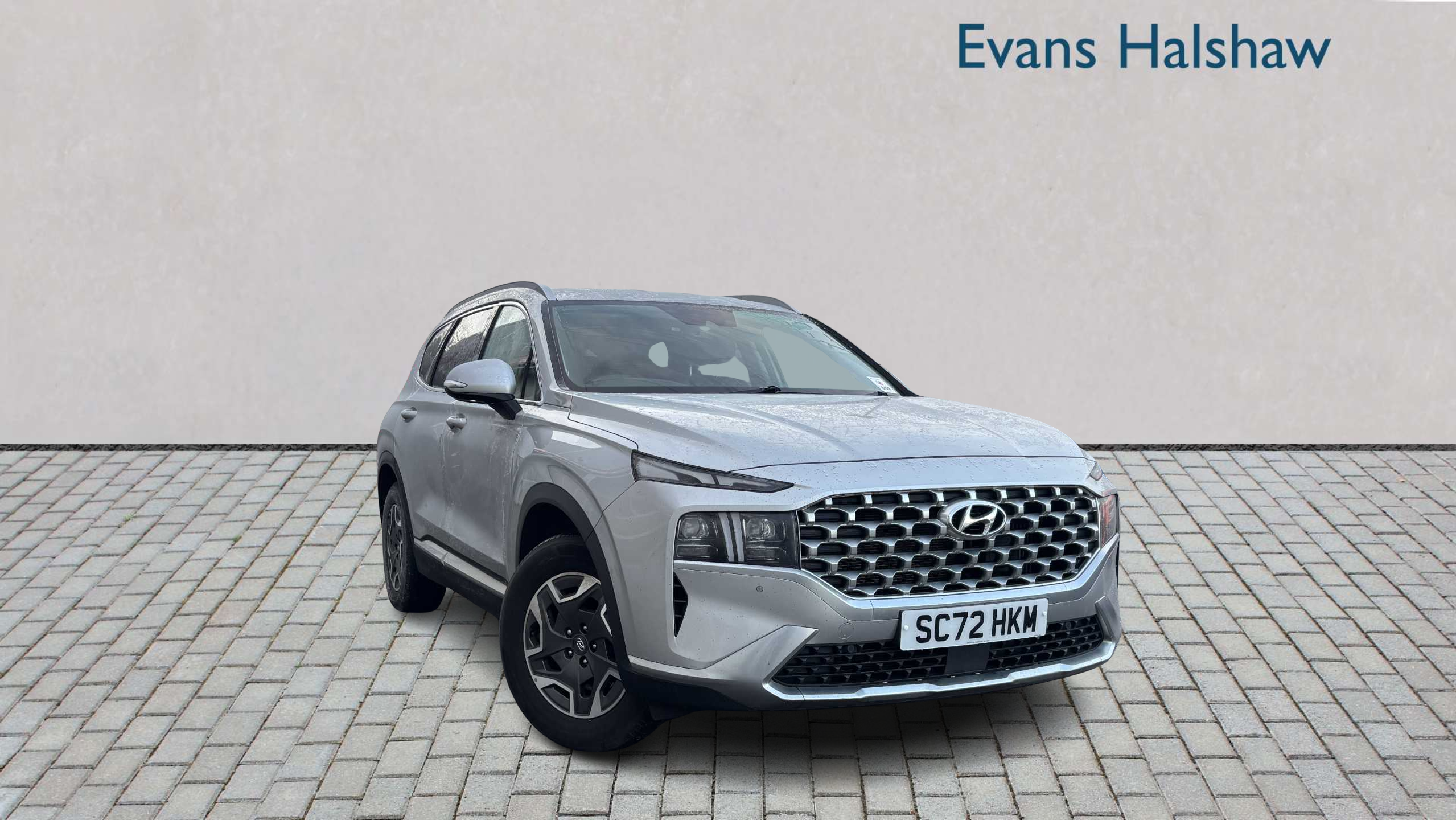 Main listing image - Hyundai Santa Fe