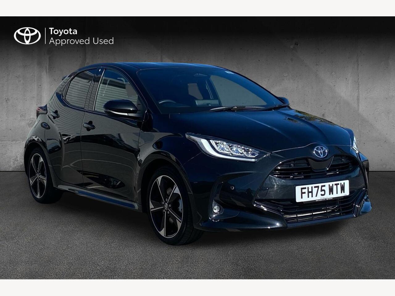 Main listing image - Toyota Yaris