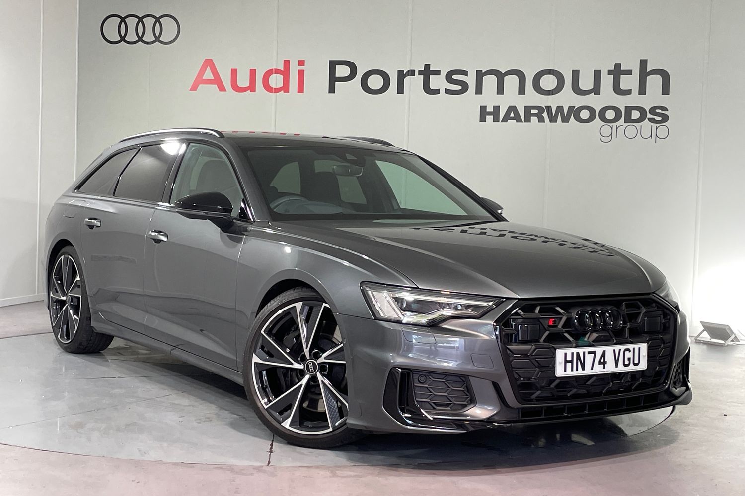 Main listing image - Audi S6