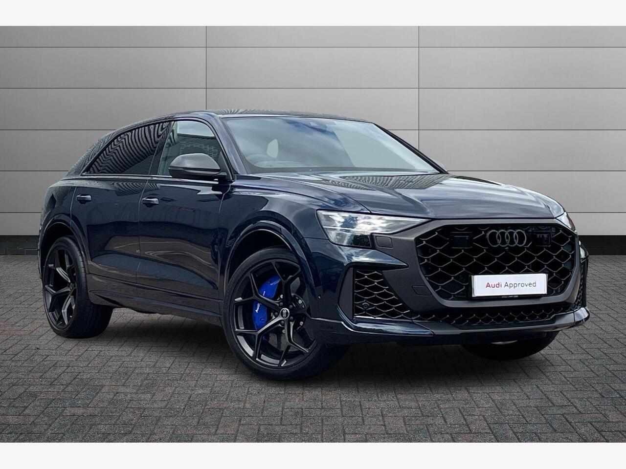 Main listing image - Audi Q6 e-tron