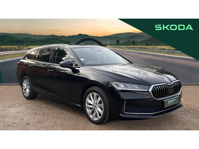 Main listing image - Skoda Superb Estate