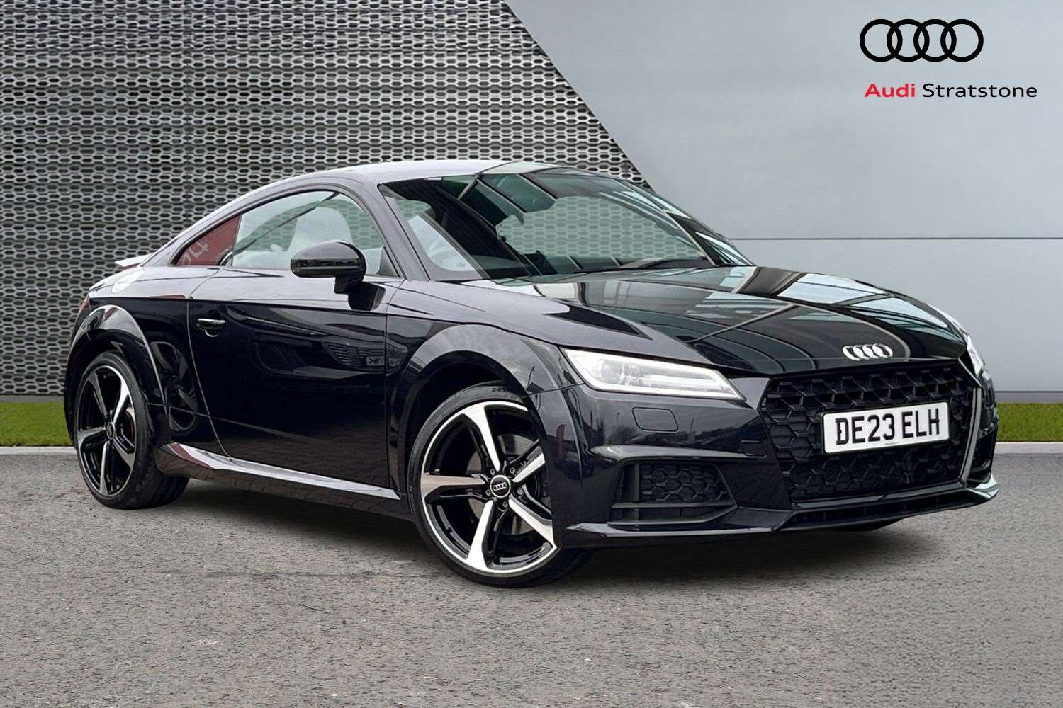 Main listing image - Audi TT