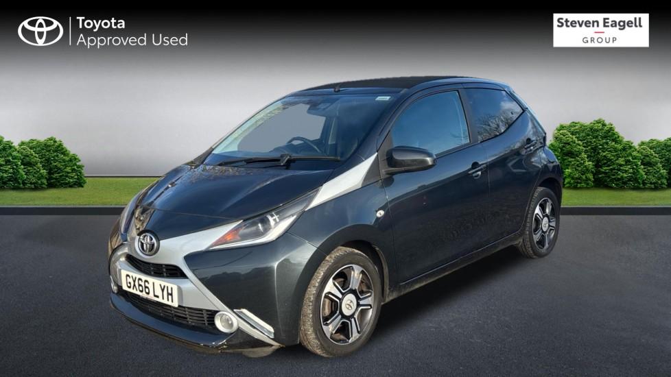 Main listing image - Toyota Aygo