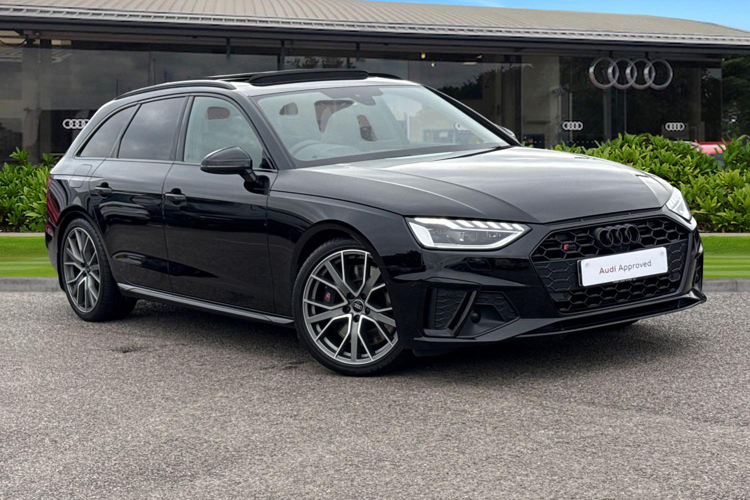 Main listing image - Audi S4