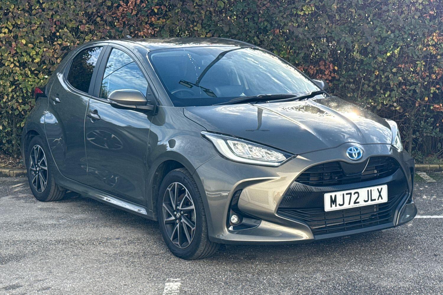 Main listing image - Toyota Yaris