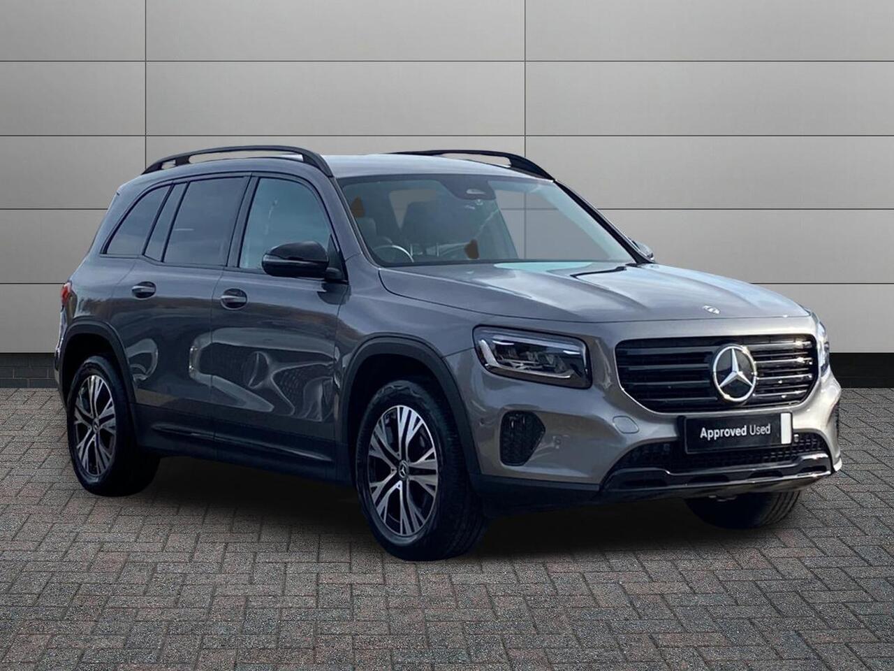 Main listing image - Mercedes-Benz GLB