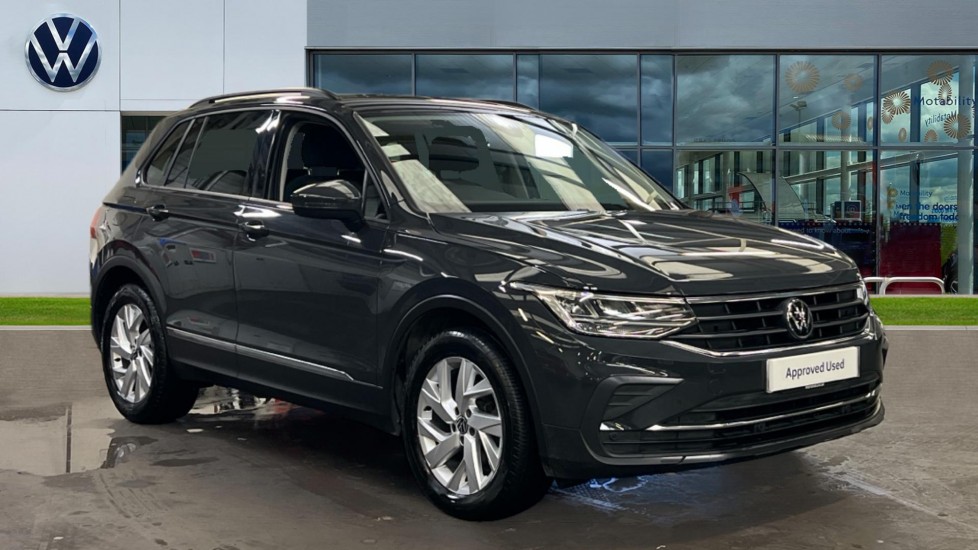 Main listing image - Volkswagen Tiguan