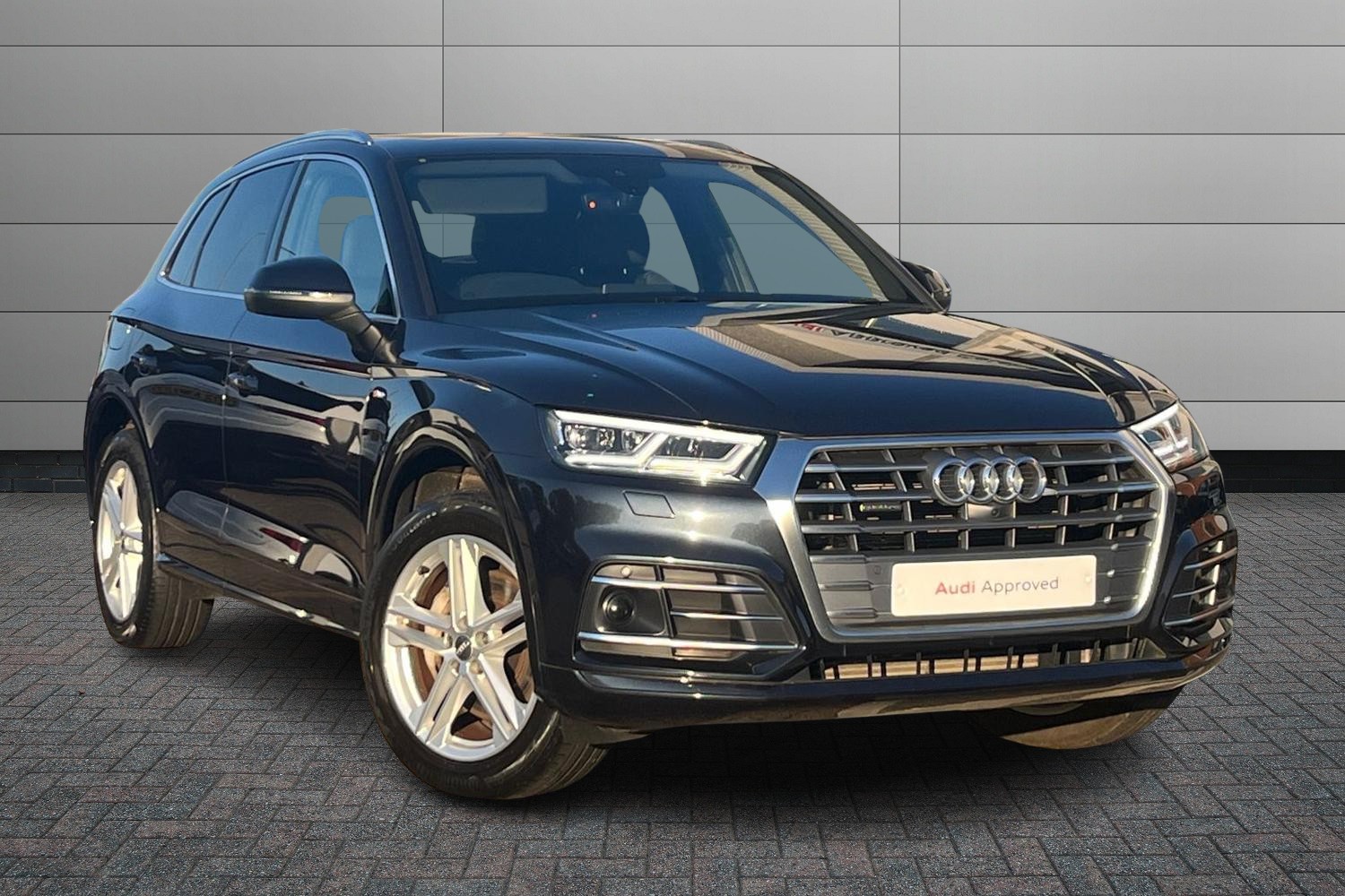 Main listing image - Audi Q5