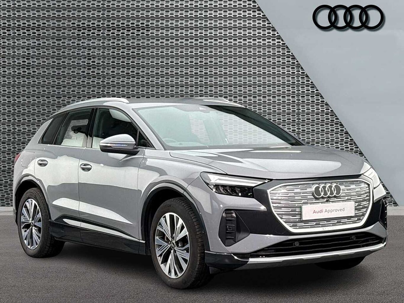 Main listing image - Audi Q4