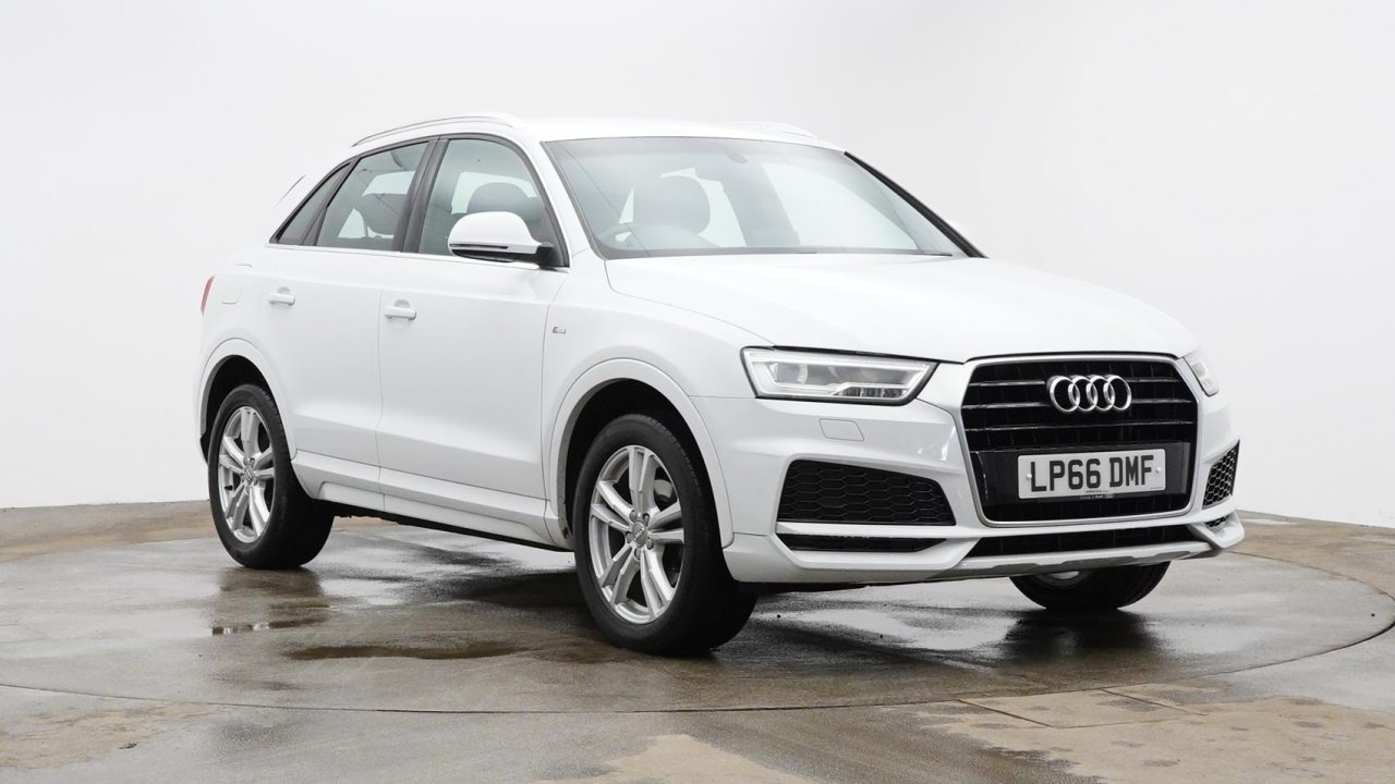 Main listing image - Audi Q3