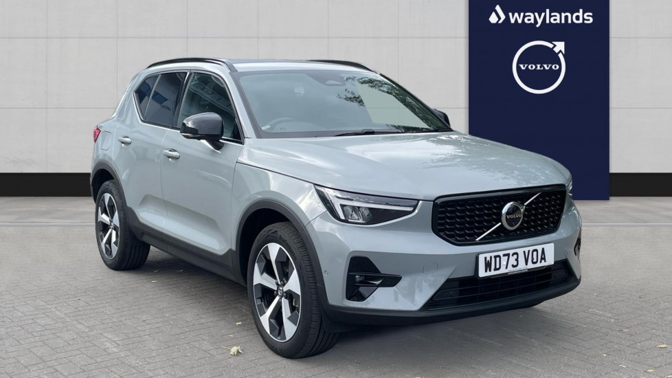 Main listing image - Volvo XC40