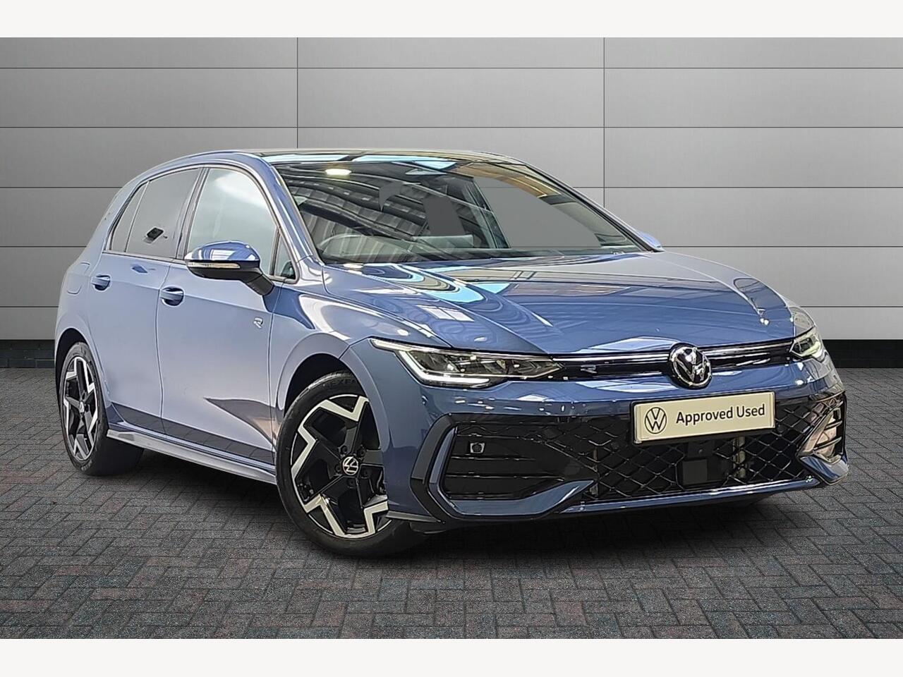 Main listing image - Volkswagen Golf