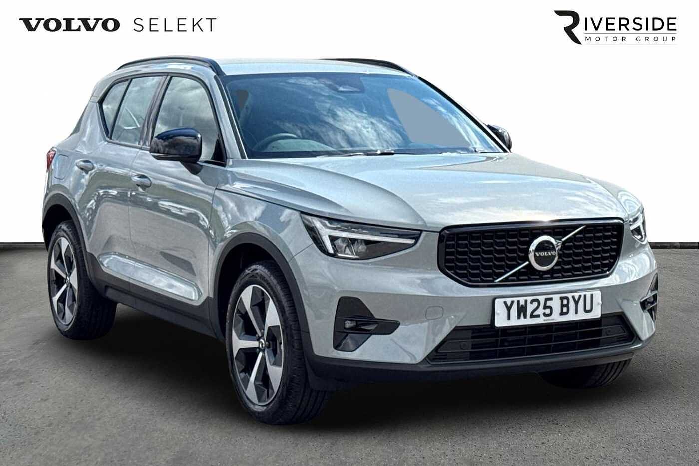 Main listing image - Volvo XC40