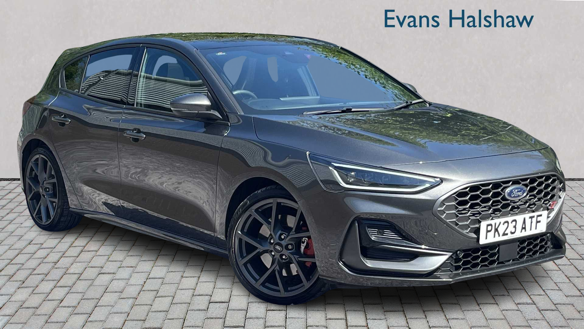 Main listing image - Ford Focus ST
