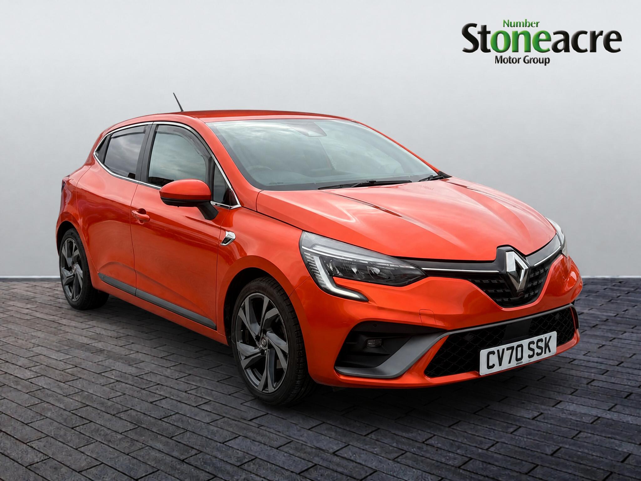 Main listing image - Renault Clio