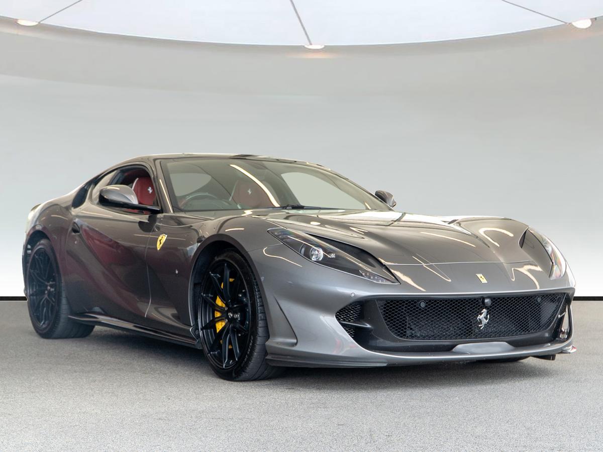 Main listing image - Ferrari 812 Superfast