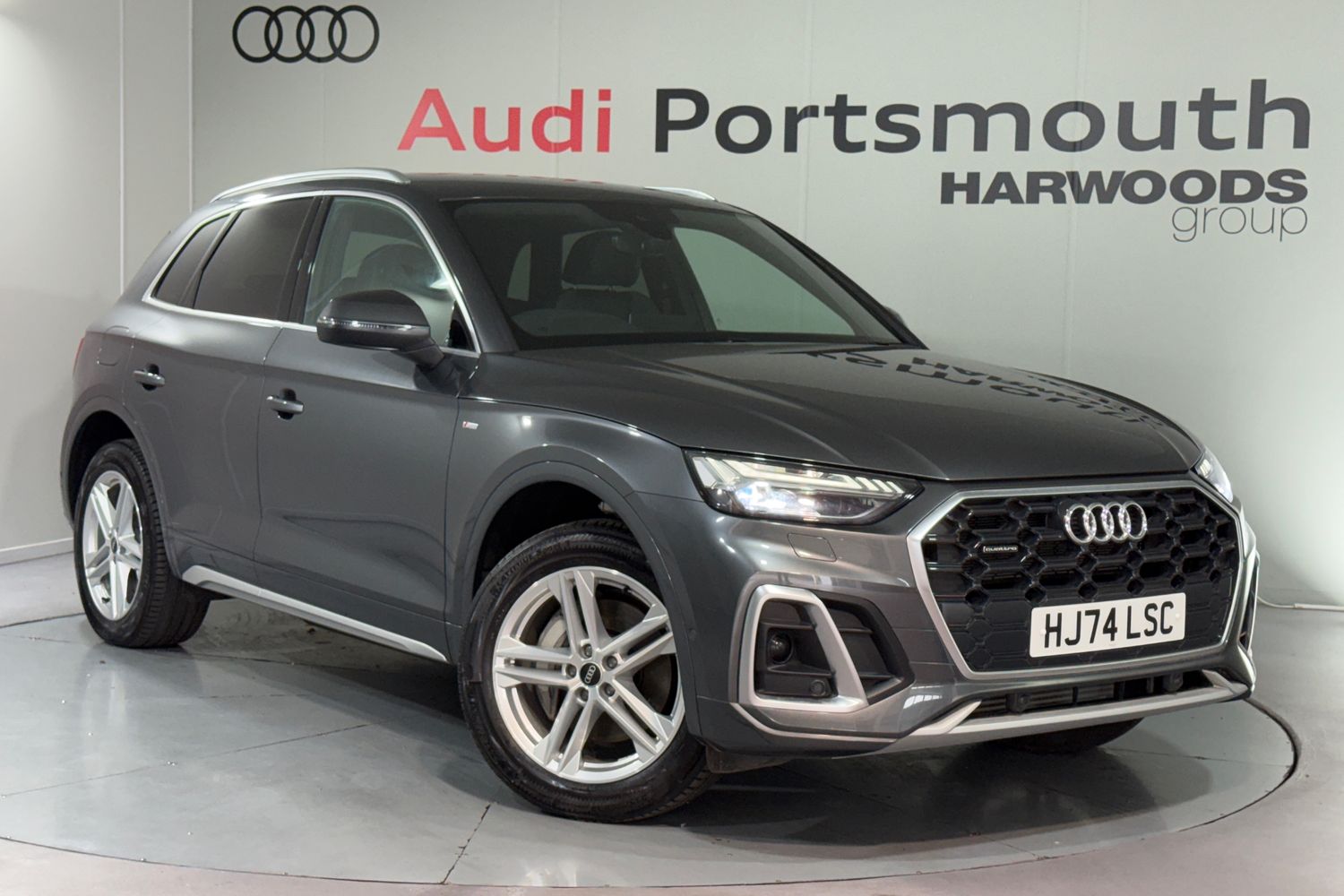 Main listing image - Audi Q5