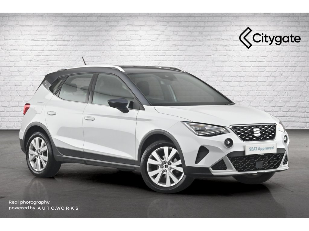 Main listing image - SEAT Arona