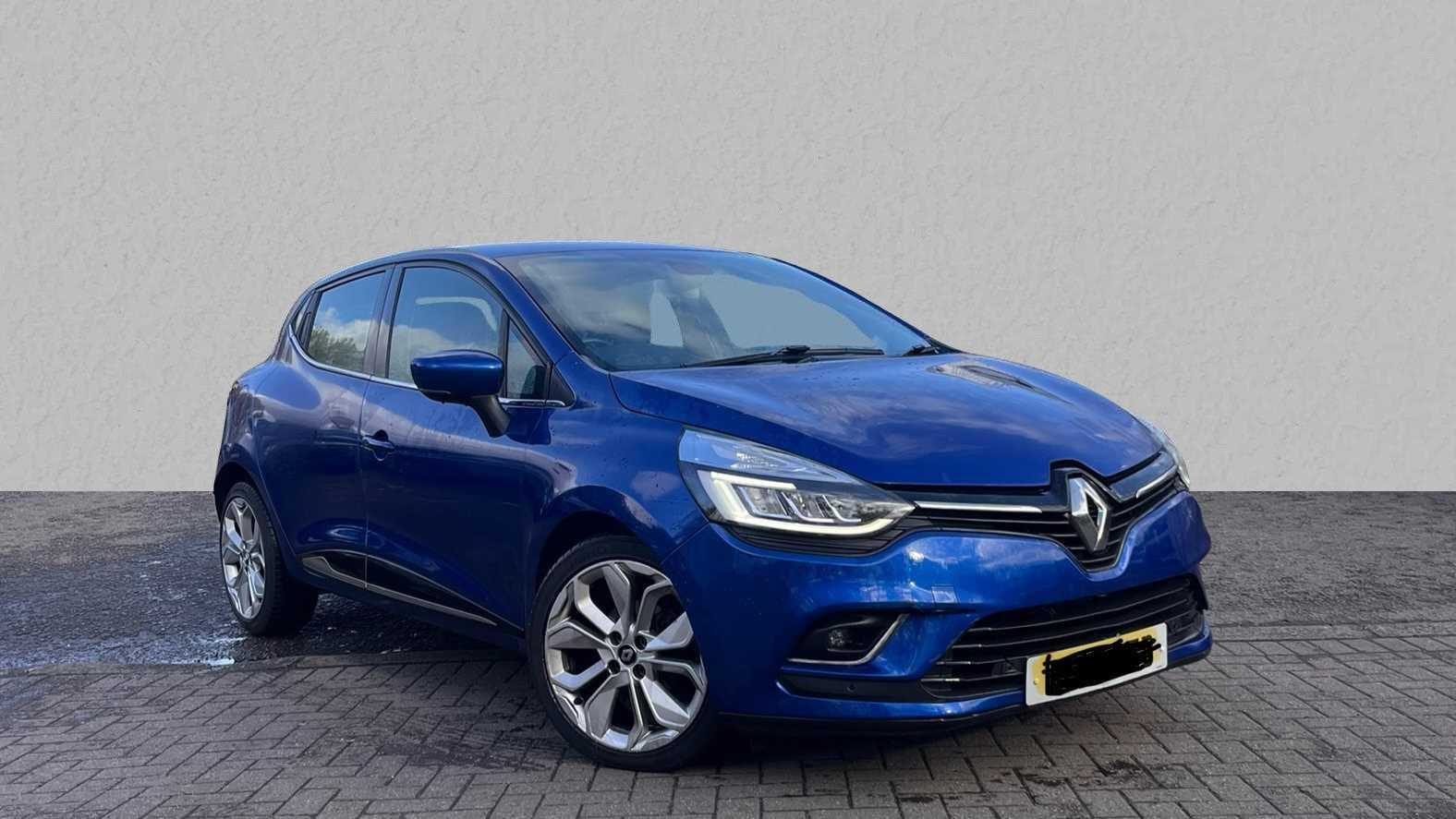 Main listing image - Renault Clio