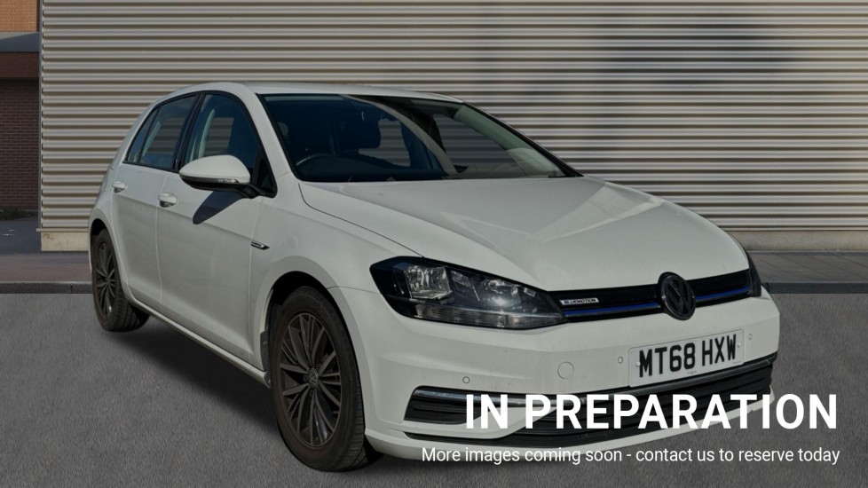 Main listing image - Volkswagen Golf