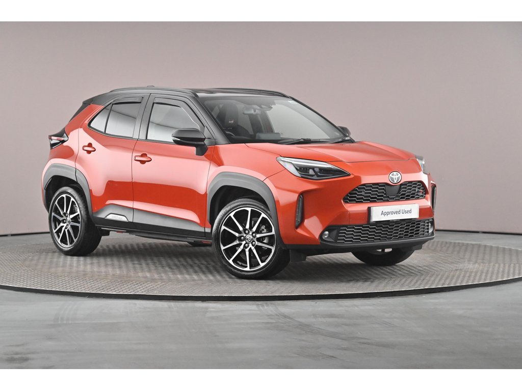 Main listing image - Toyota Yaris Cross