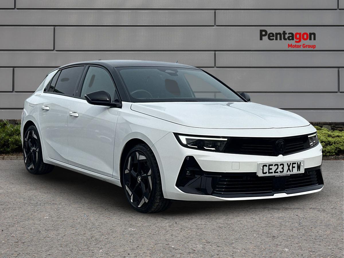 Main listing image - Vauxhall Astra