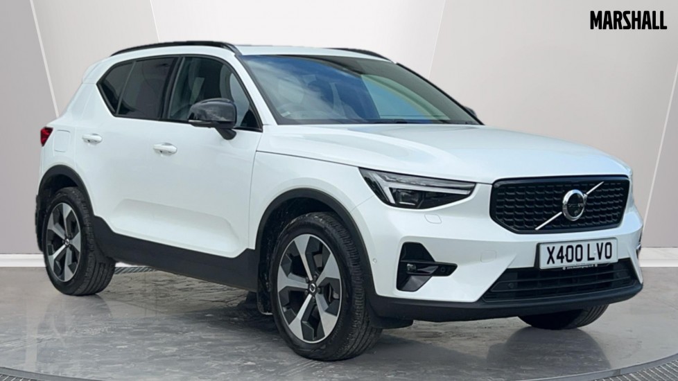 Main listing image - Volvo XC40