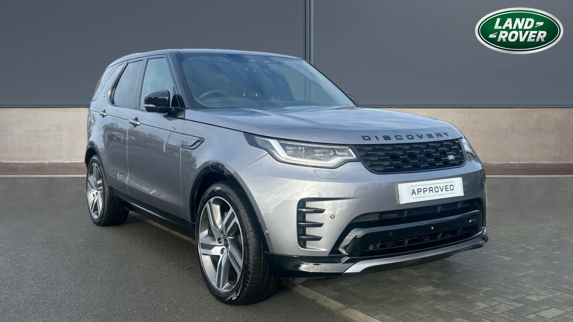 Main listing image - Land Rover Discovery