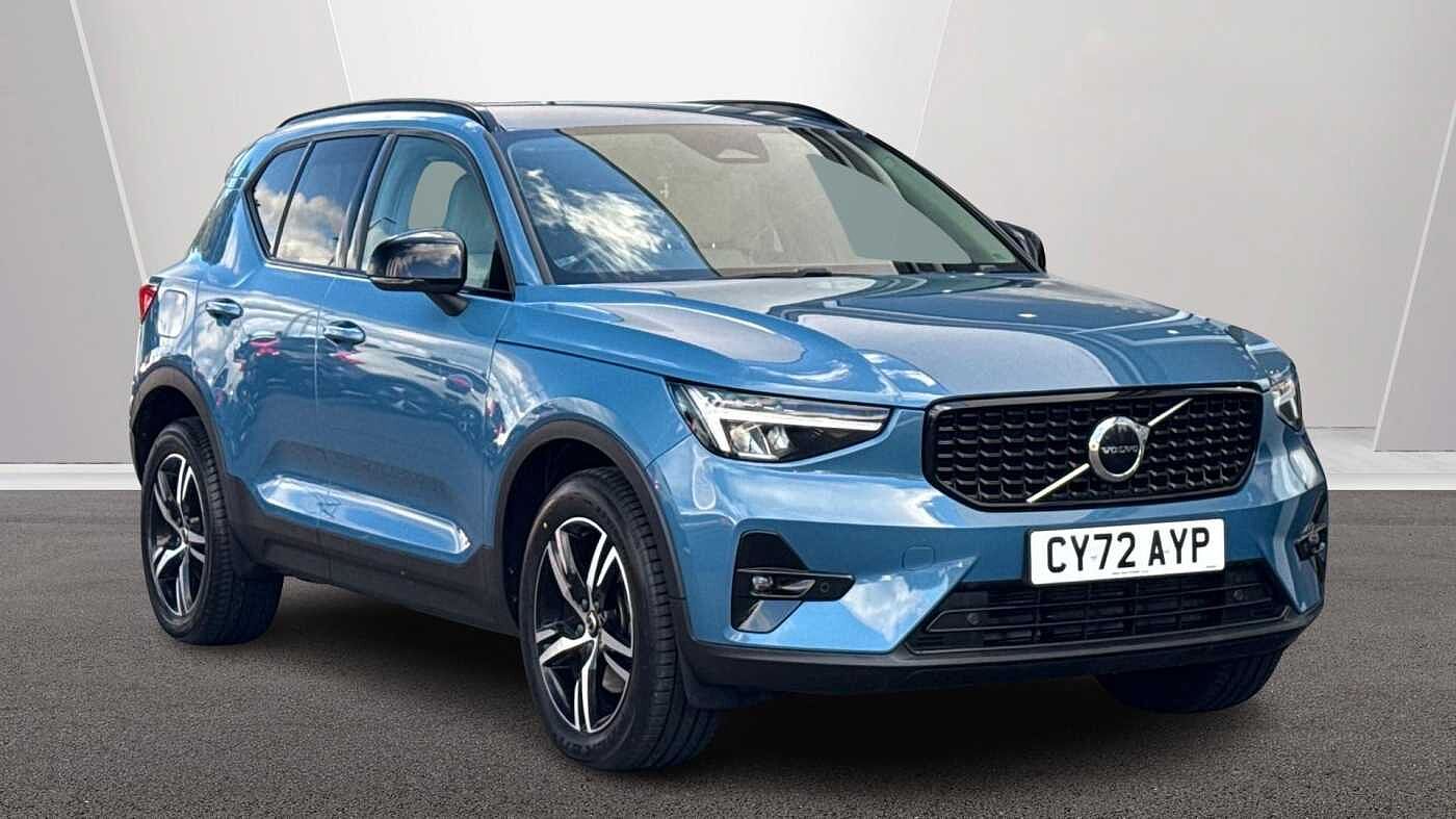Main listing image - Volvo XC40