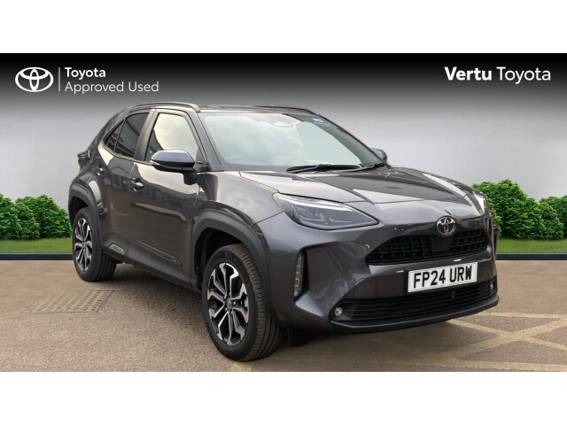 Main listing image - Toyota Yaris Cross