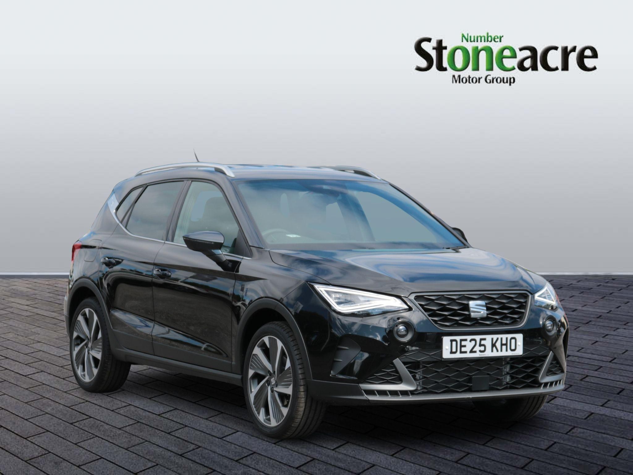 Main listing image - SEAT Arona