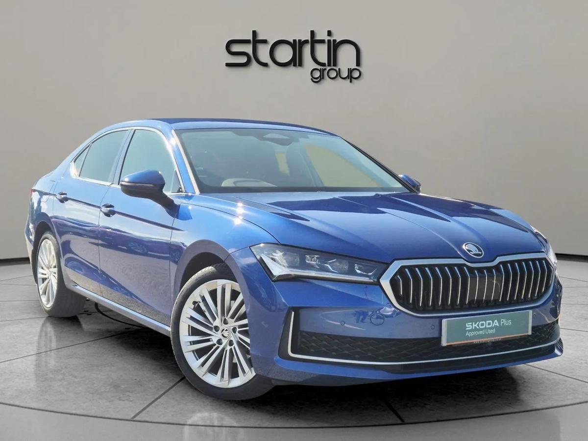 Main listing image - Skoda Superb