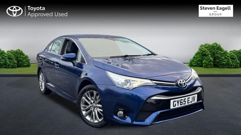 Main listing image - Toyota Avensis