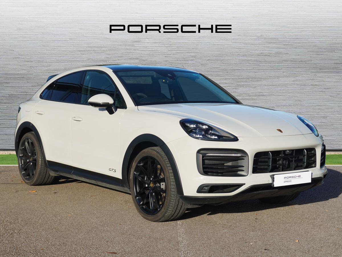 Main listing image - Porsche Cayenne