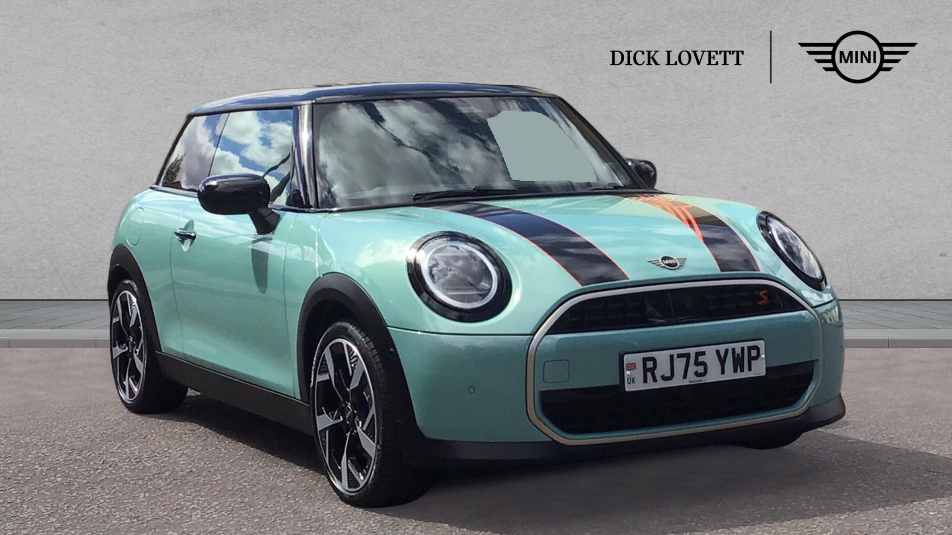 Main listing image - MINI Cooper