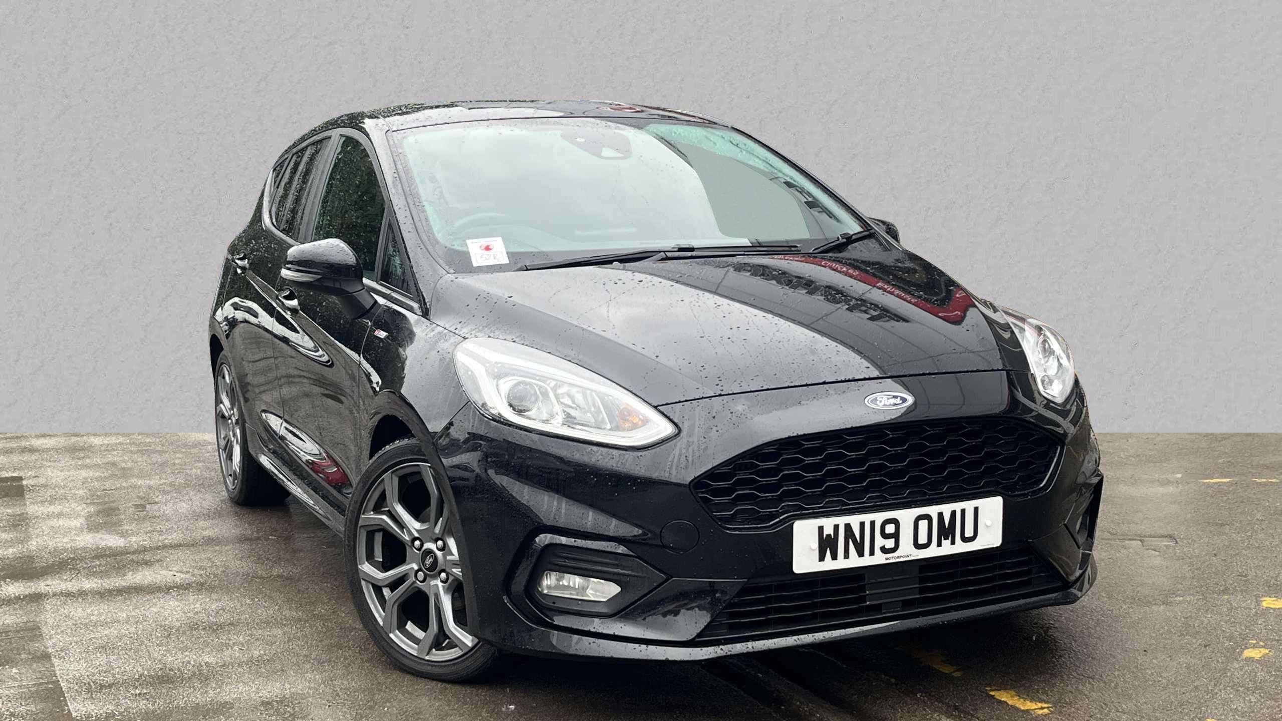 Main listing image - Ford Fiesta