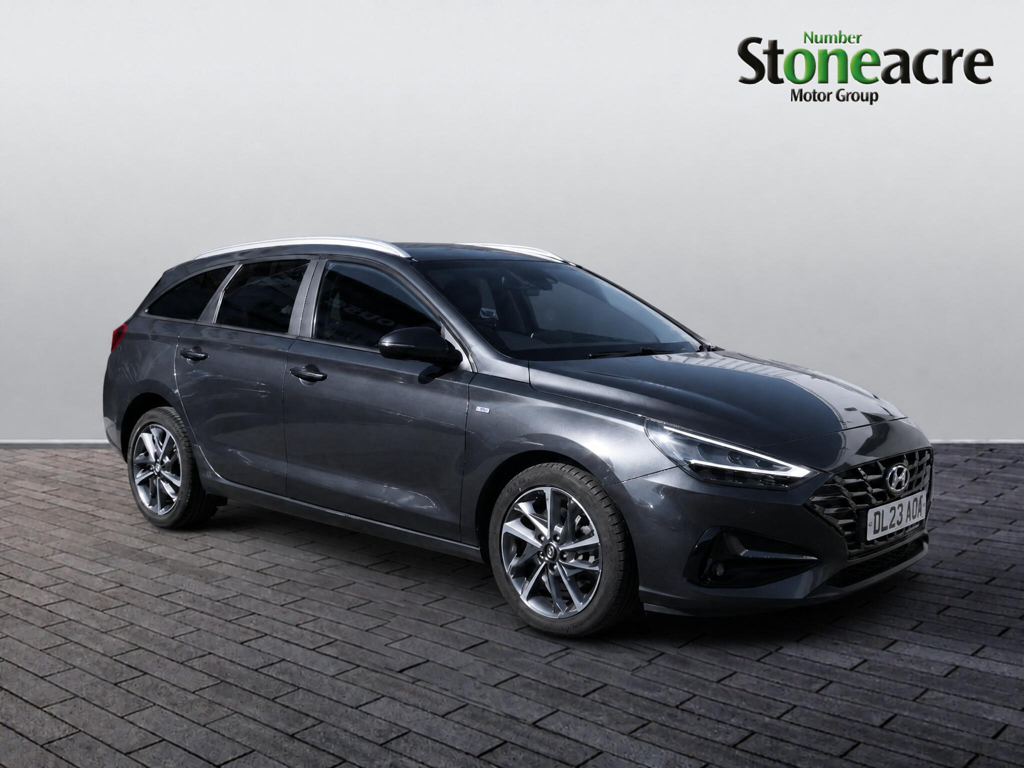 Main listing image - Hyundai i30