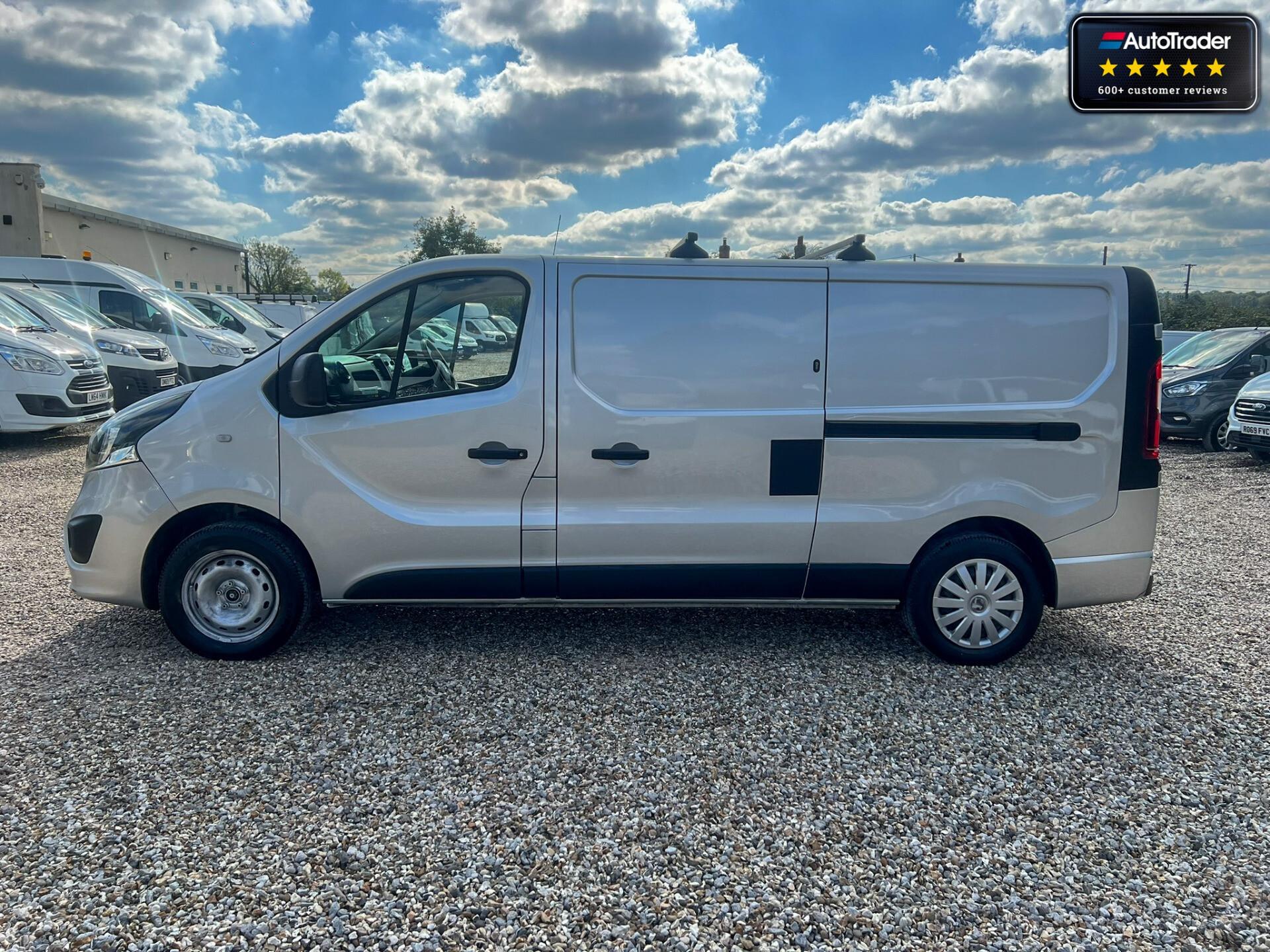 Main listing image - Vauxhall Vivaro