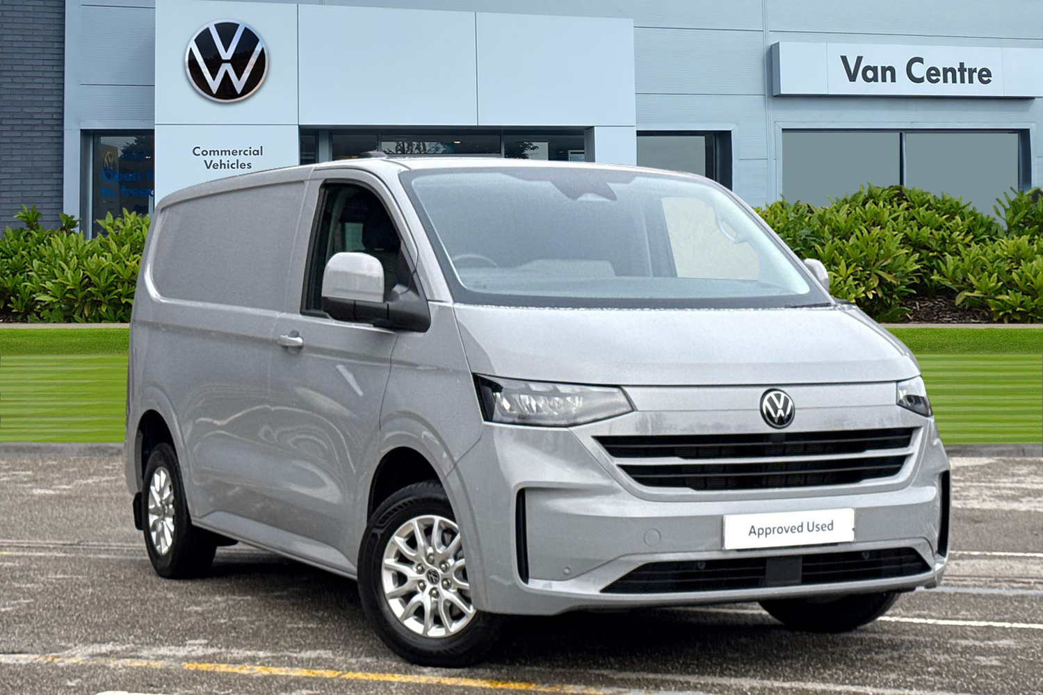 Main listing image - Volkswagen Transporter