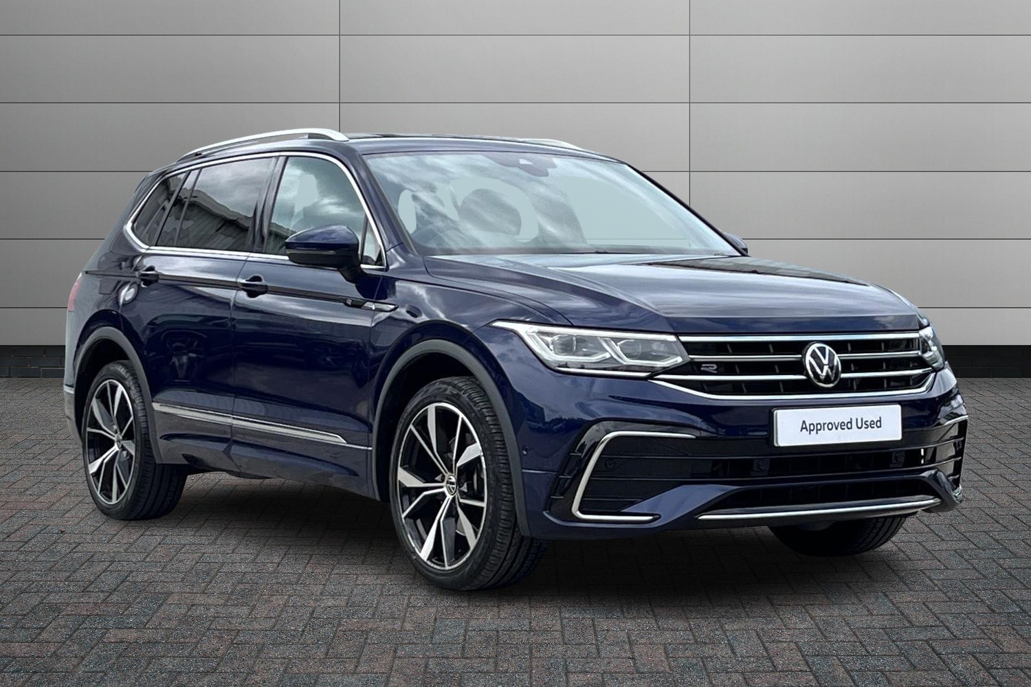 Main listing image - Volkswagen Tiguan Allspace